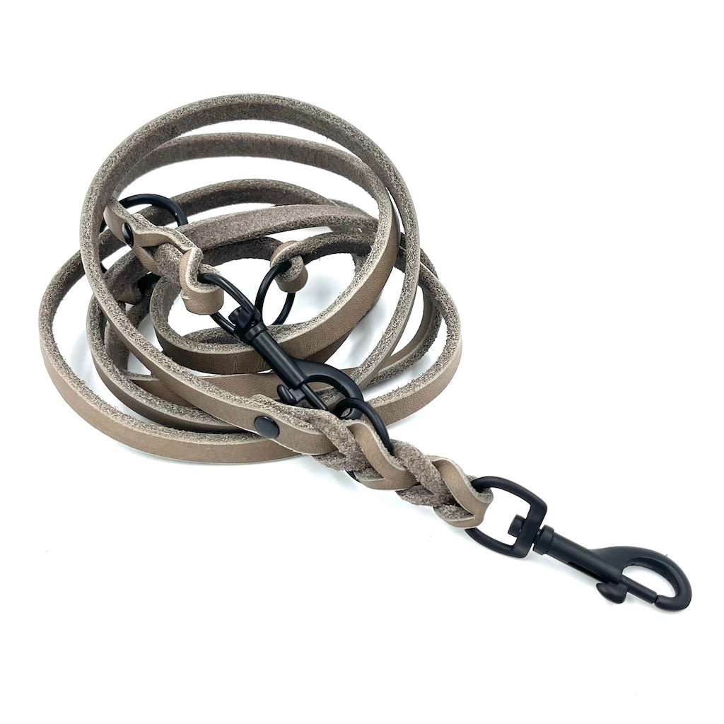 Dog leash made of fat leather mud